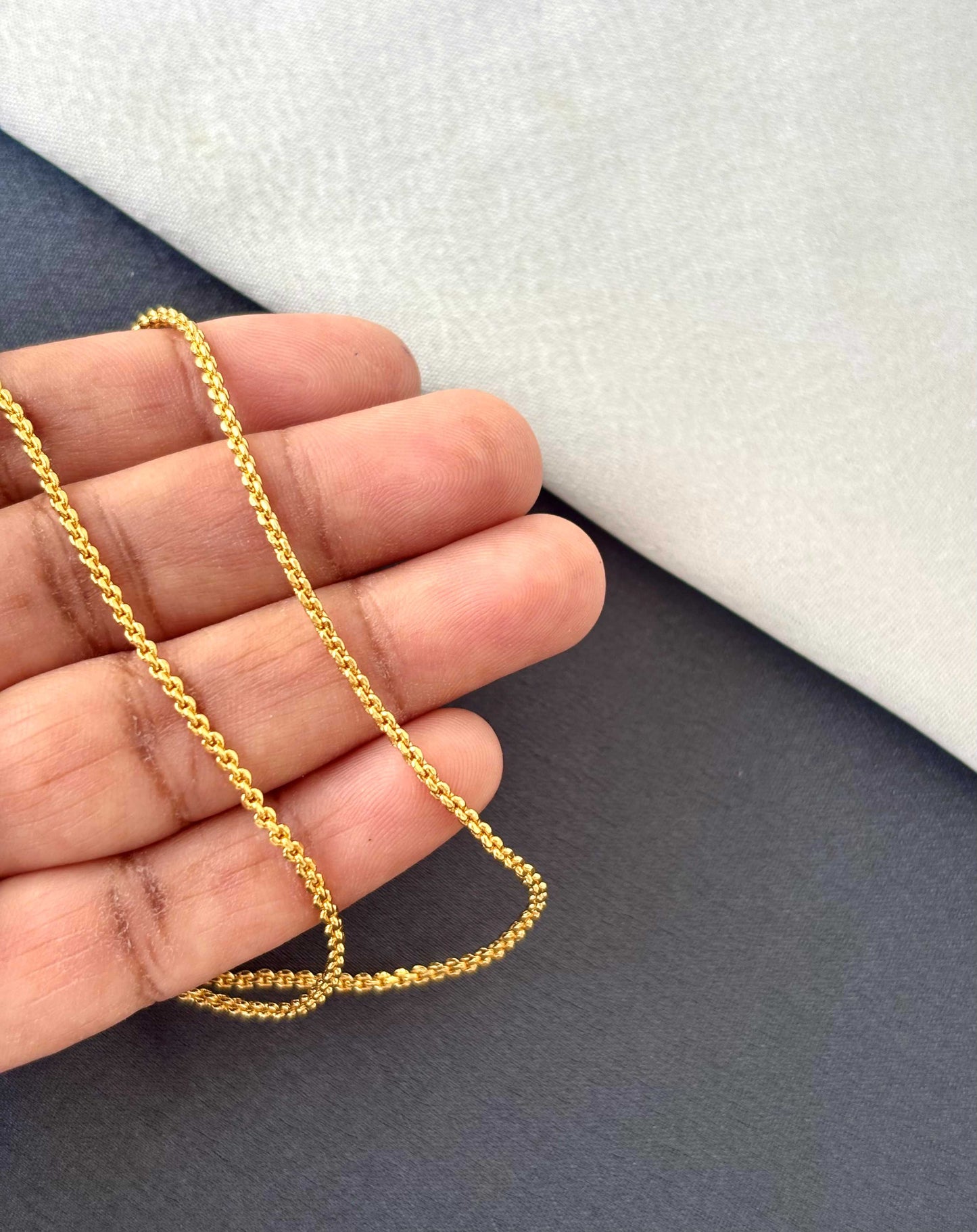 Gold Lightweight Chain Design 2