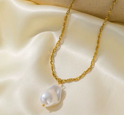 Freshwater Pearl Necklace