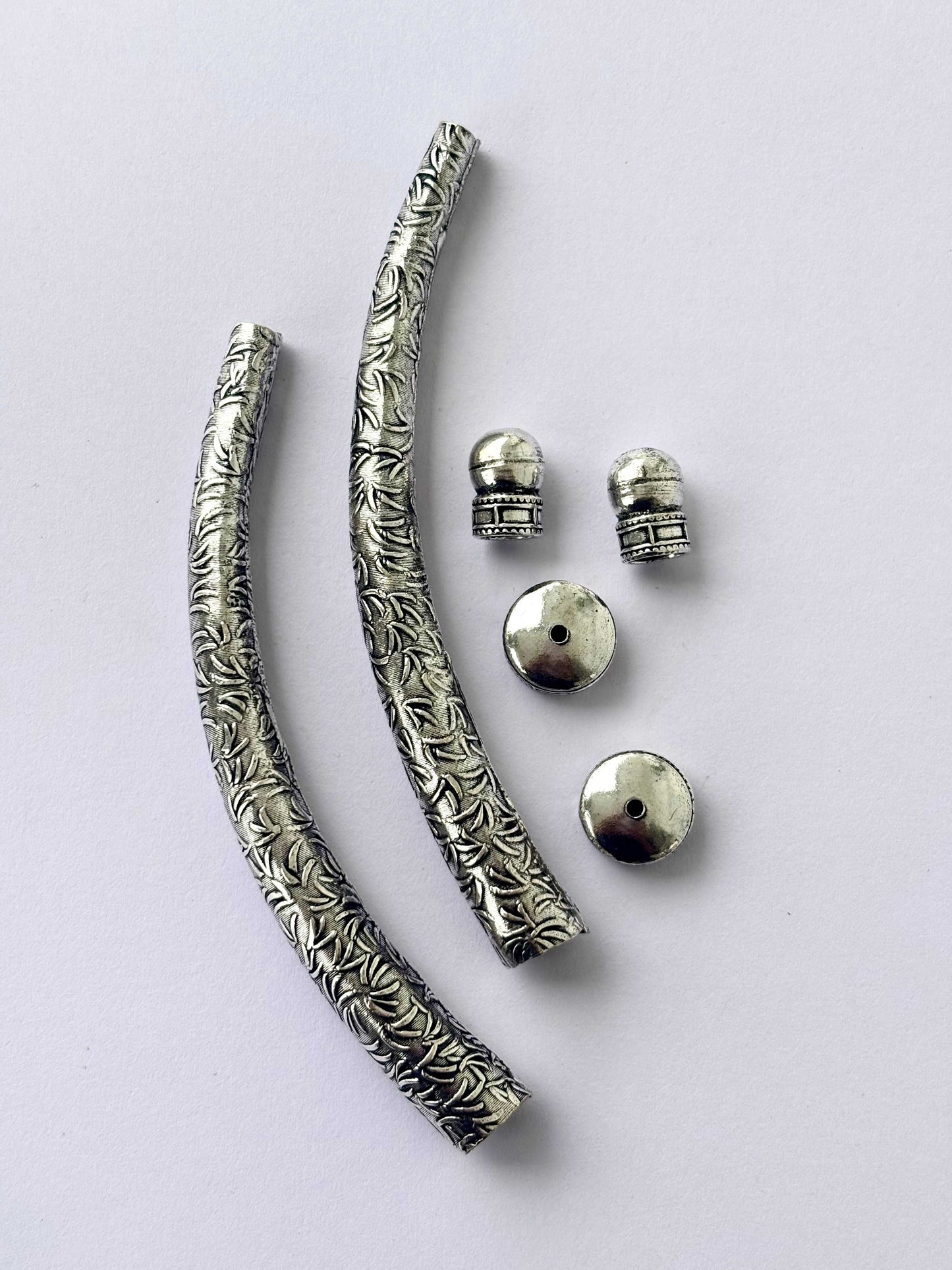 Textured Leaf Pattern Silver Hasuli Curved Tubes