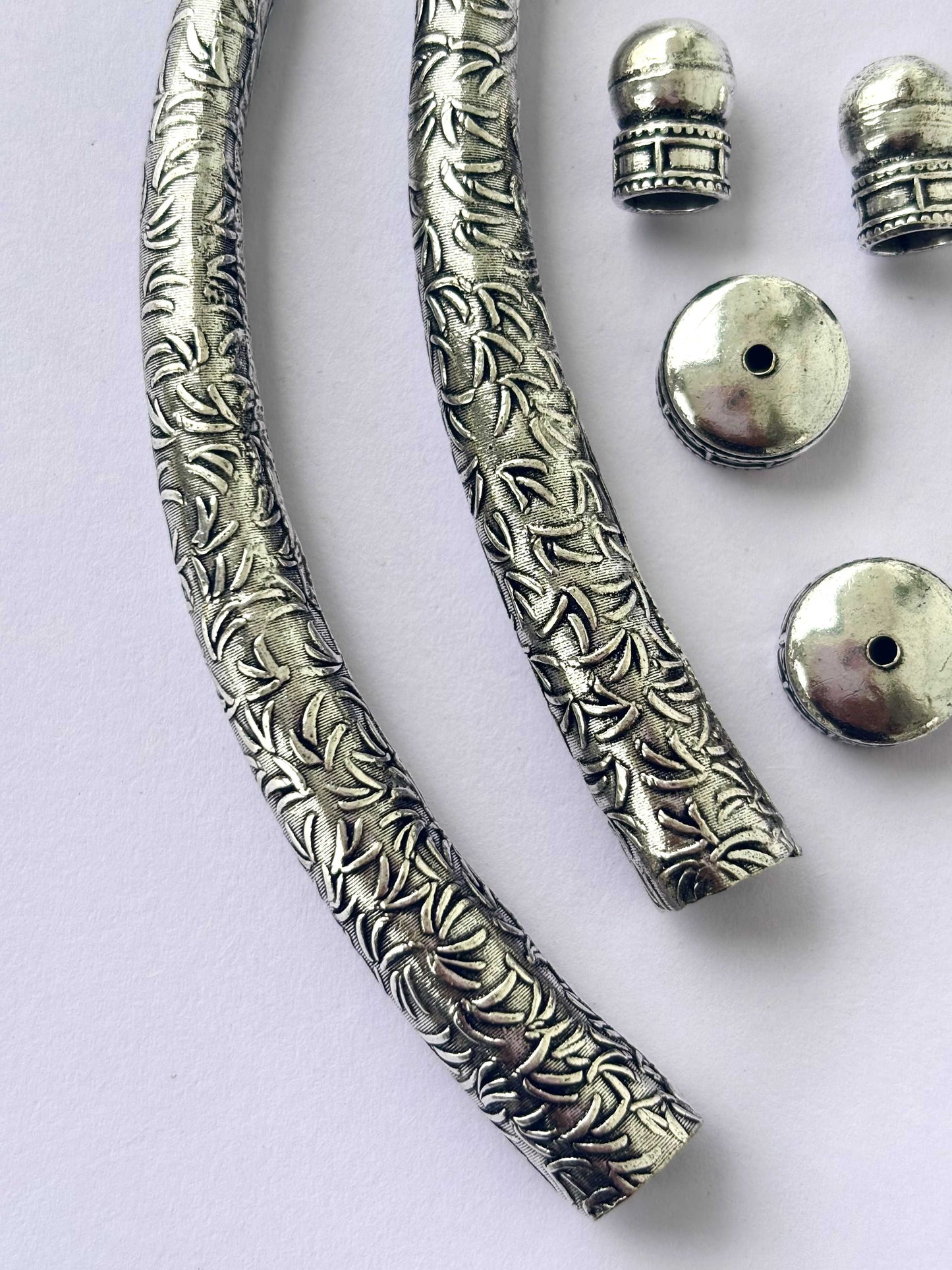 Textured Leaf Pattern Silver Hasuli Curved Tubes