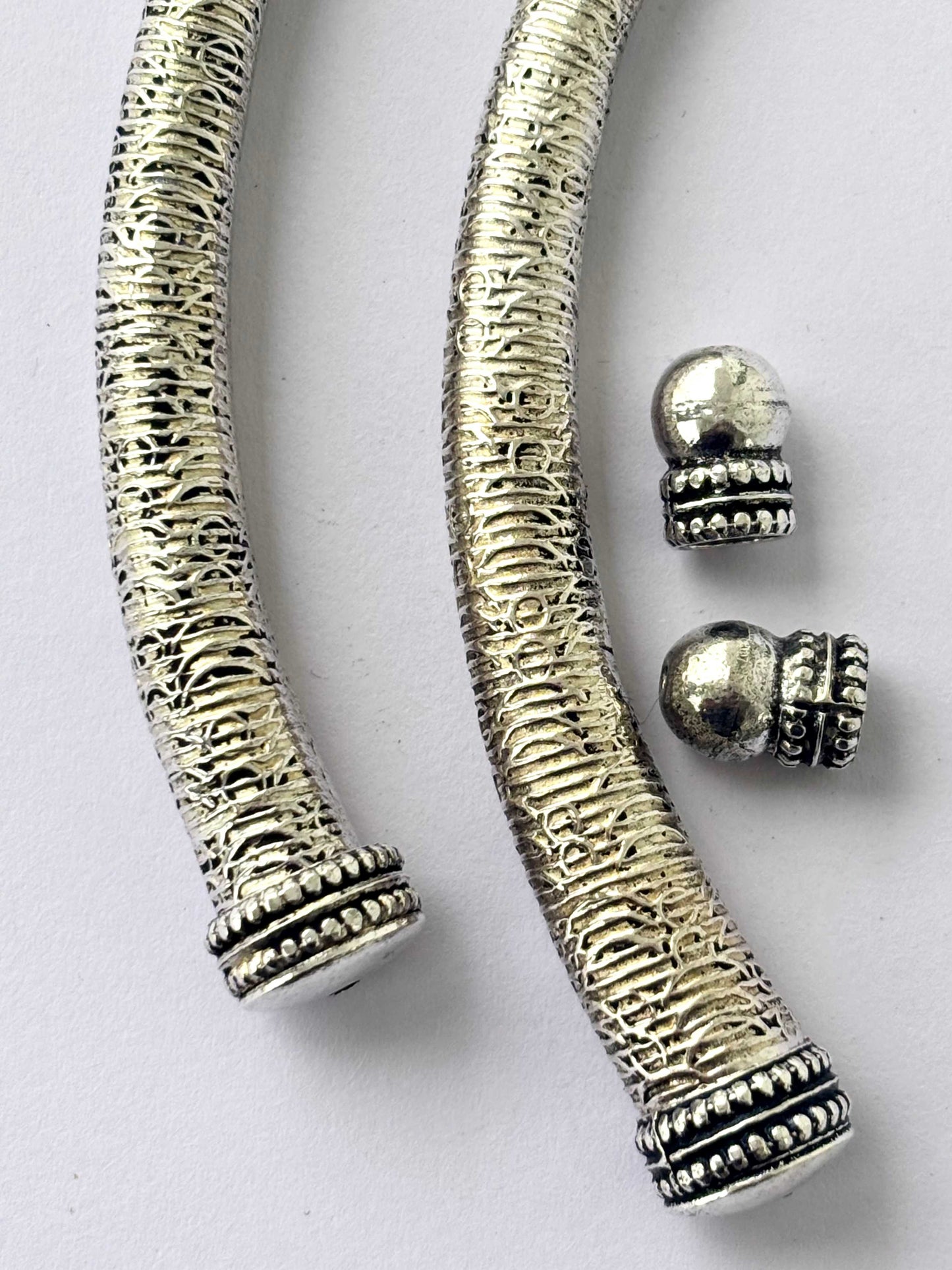 Ribbed Silver Hasuli Curved Tubes