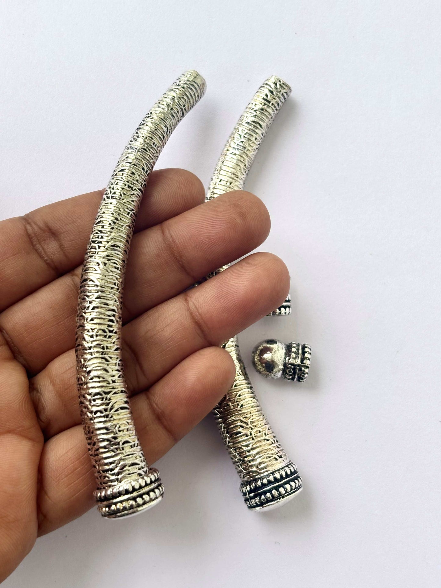 Ribbed Silver Hasuli Curved Tubes