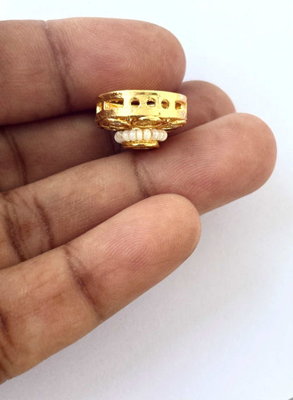 Round Floral Pearl Kundan Spacers