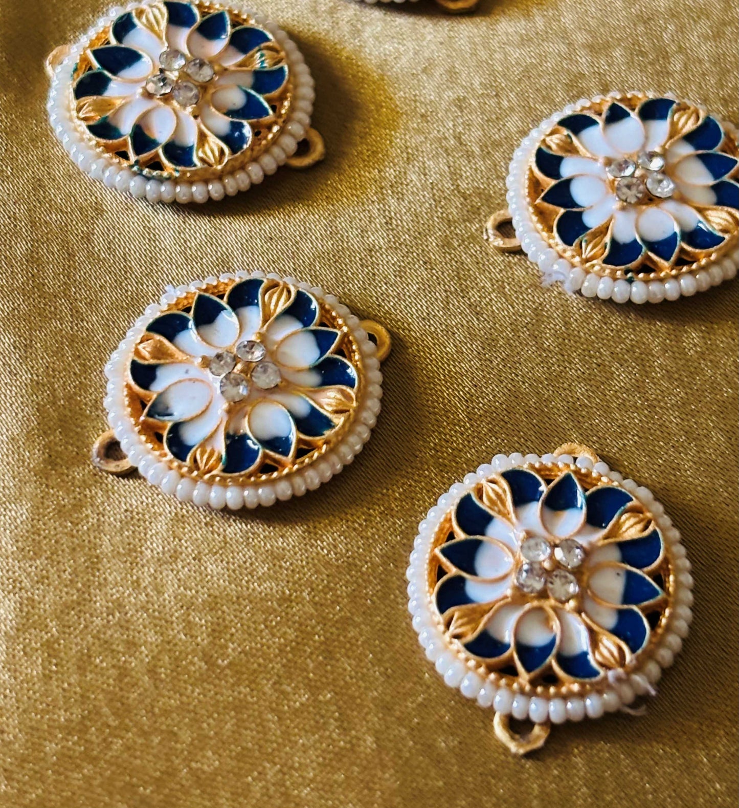 Blue and White Round Pearl Kundan Connectors