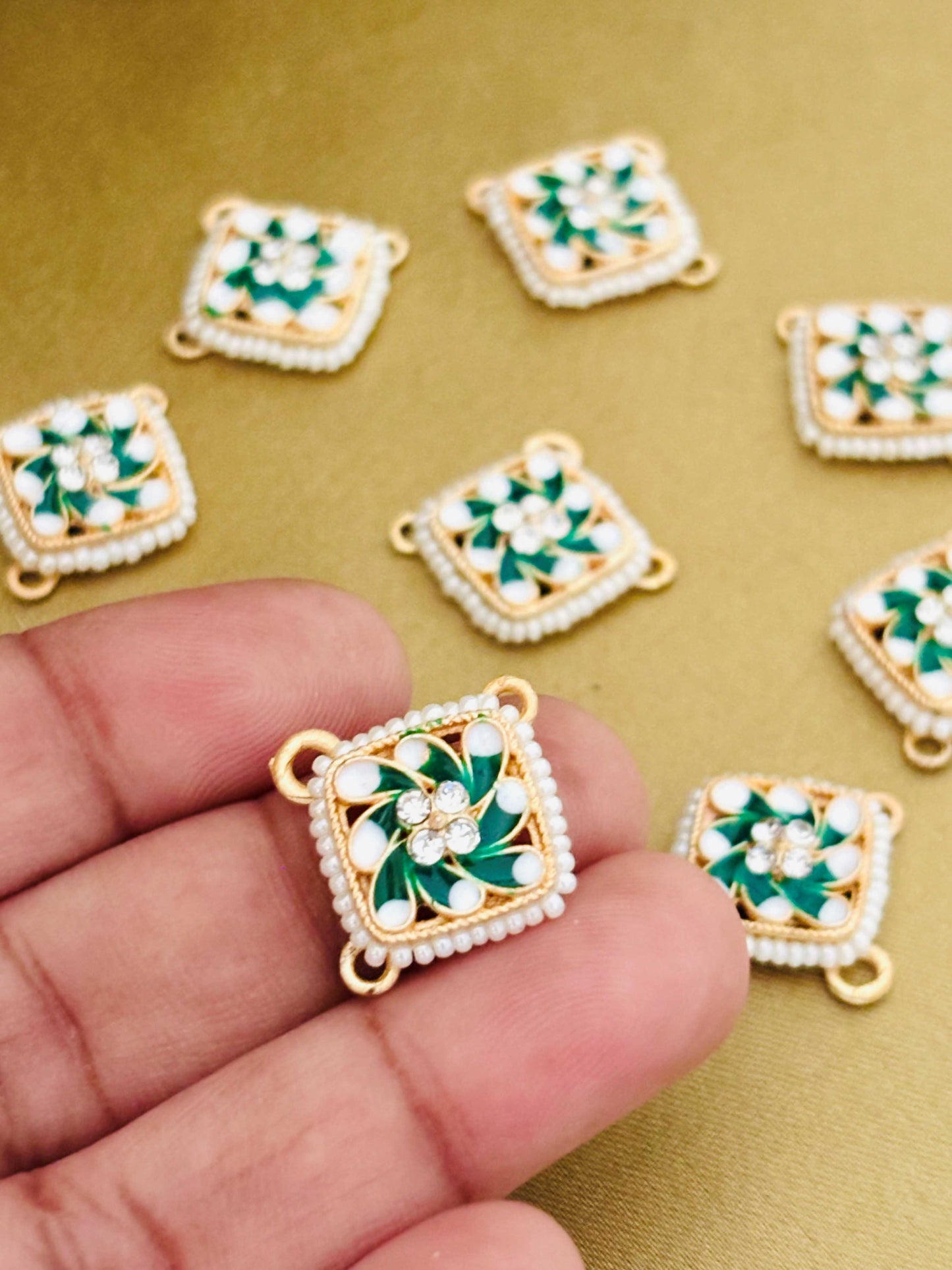 Green and White Square Pearl Kundan Connectors
