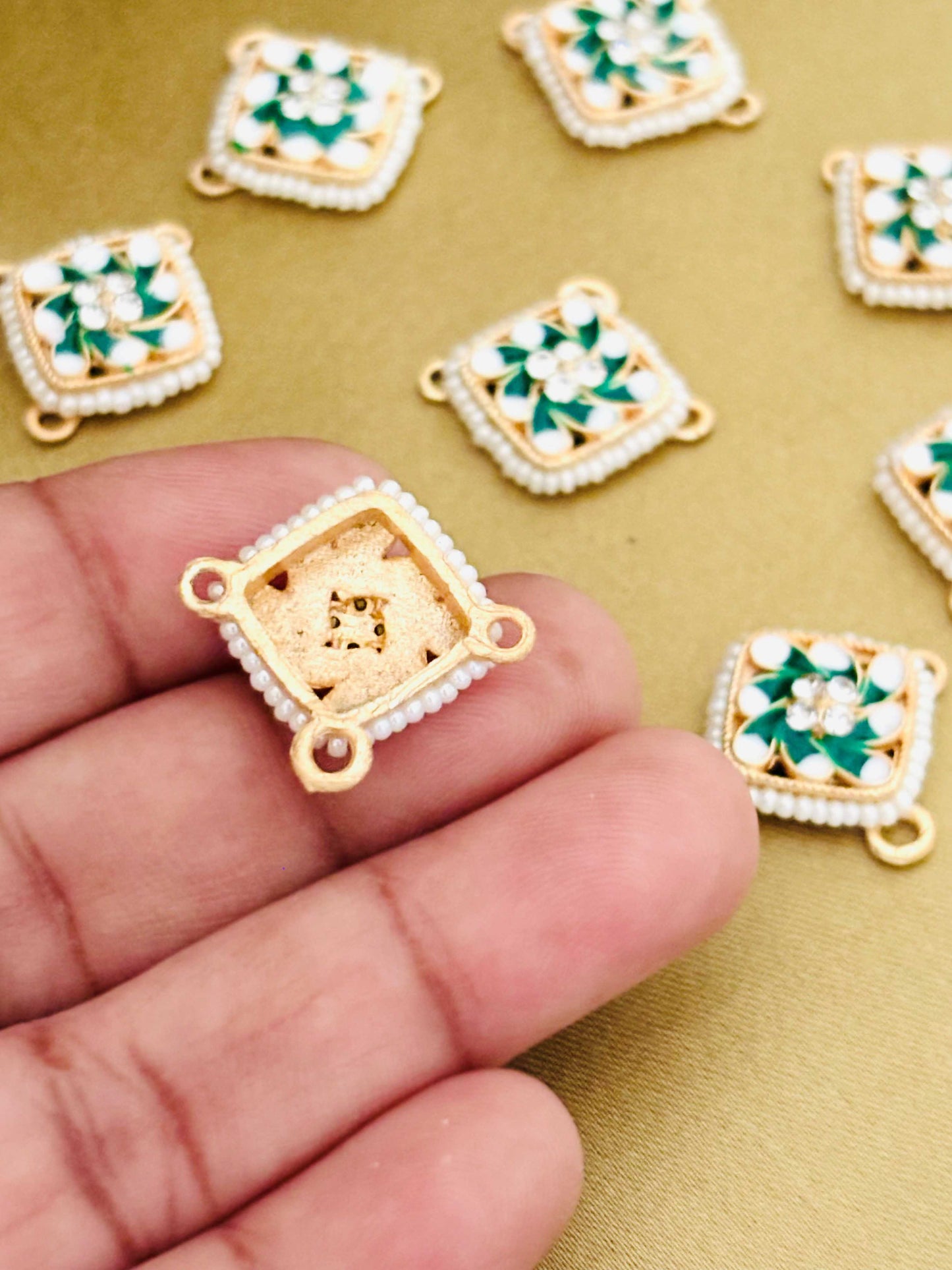 Green and White Square Pearl Kundan Connectors
