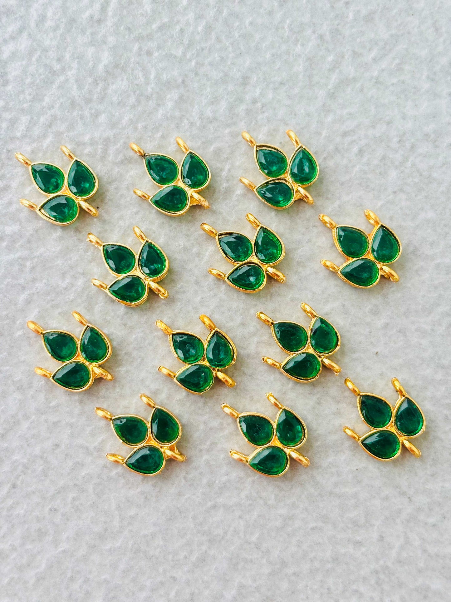 Green Grape Leaf Kundan Connectors