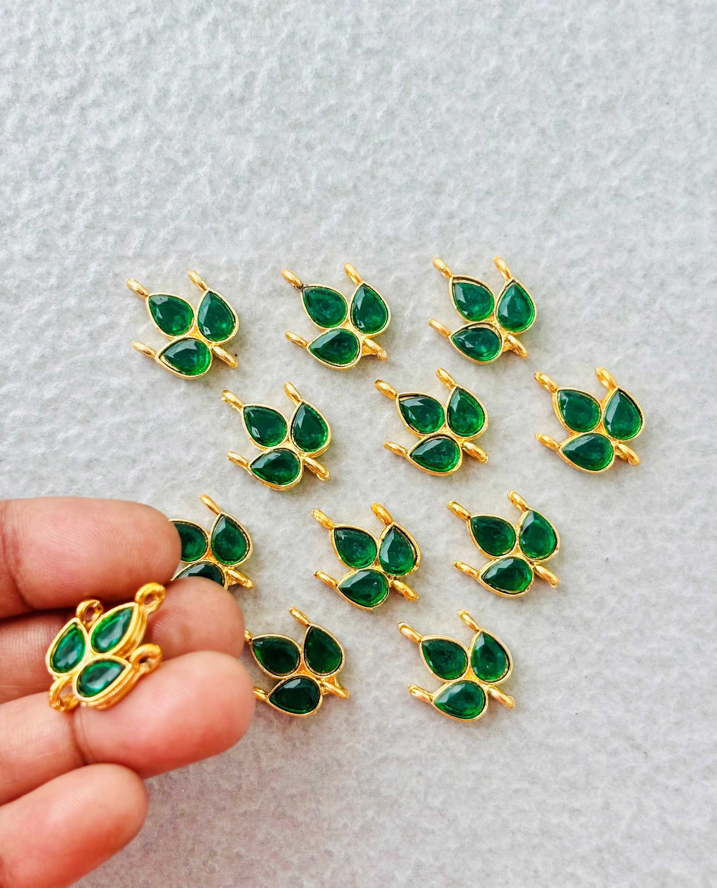 Green Grape Leaf Kundan Connectors