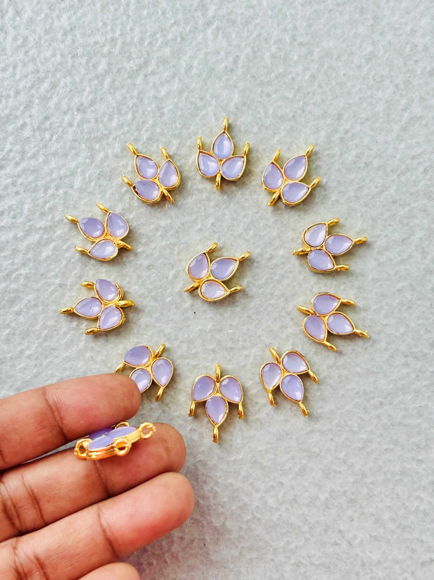 Lavender Grape Leaf Kundan Connectors