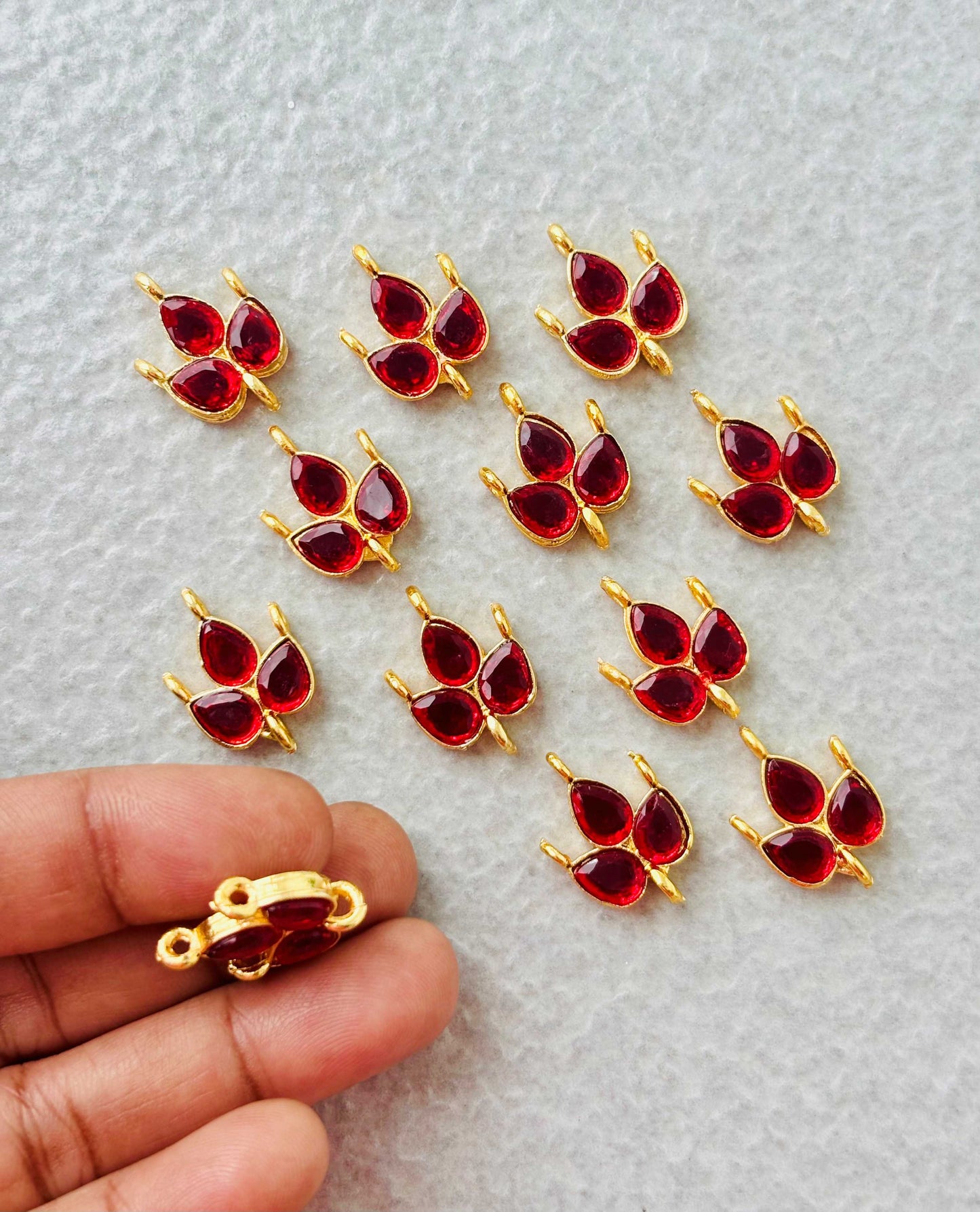 Red Grape Leaf Kundan Connectors