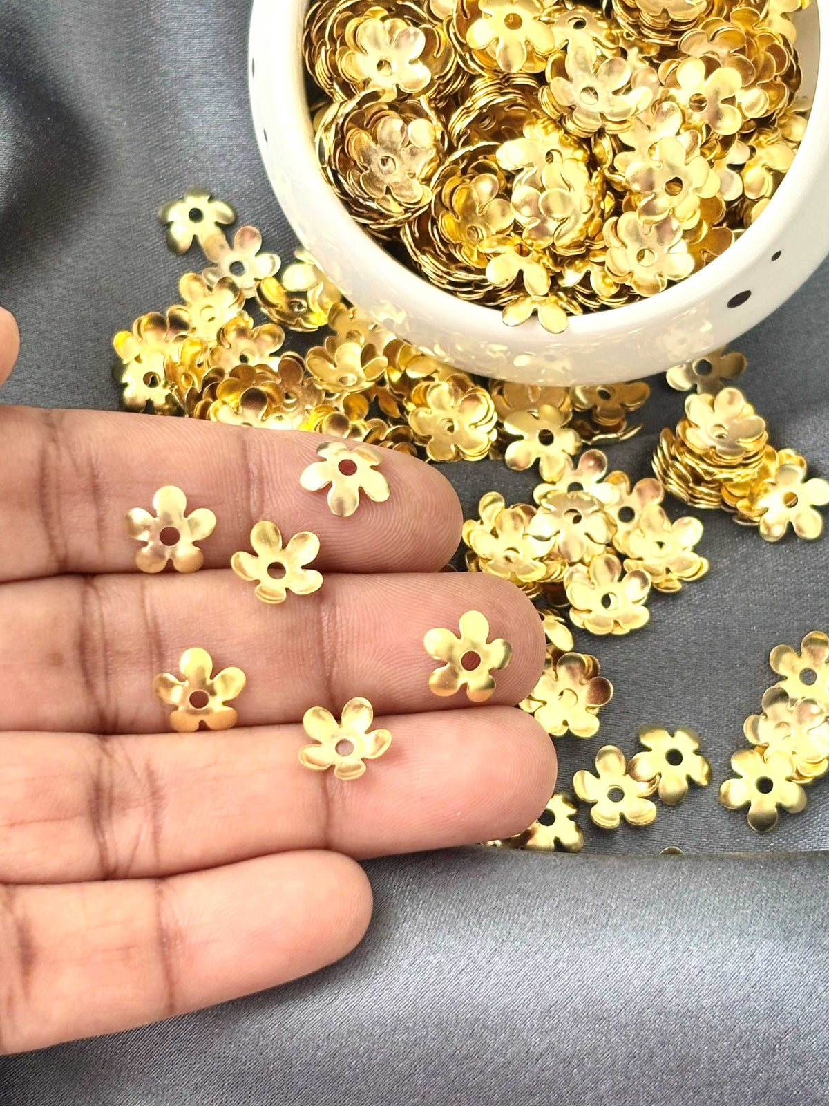 Light Gold Flower Bead Caps 8x2MM