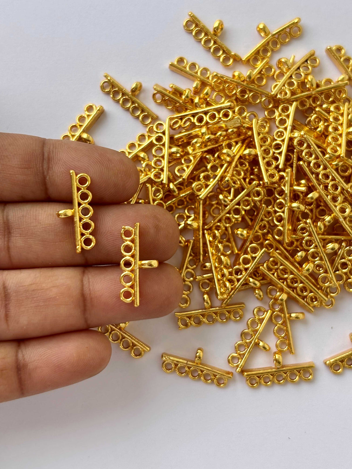 Gold 5-Hole Multi-Strand Connectors