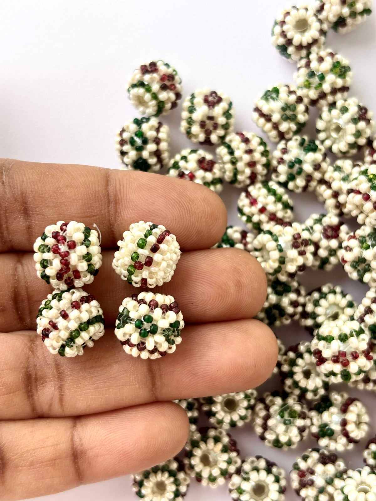 10 Woven Seed Bead Balls Design 1