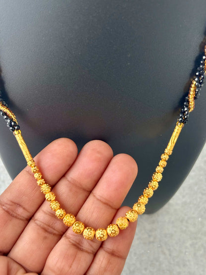 Black Hydro and Gold Bead Necklace