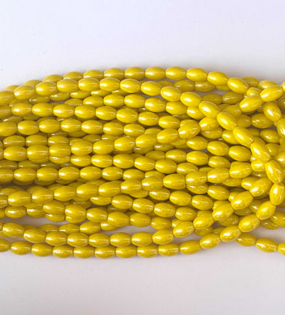 41 Pieces Yellow 10x7MM Oval Monalisa Beads