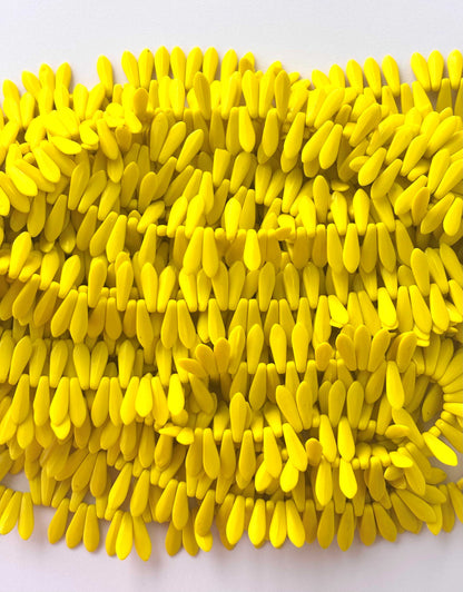 126 Pieces Yellow Monalisa Leaf Beads 16x5MM
