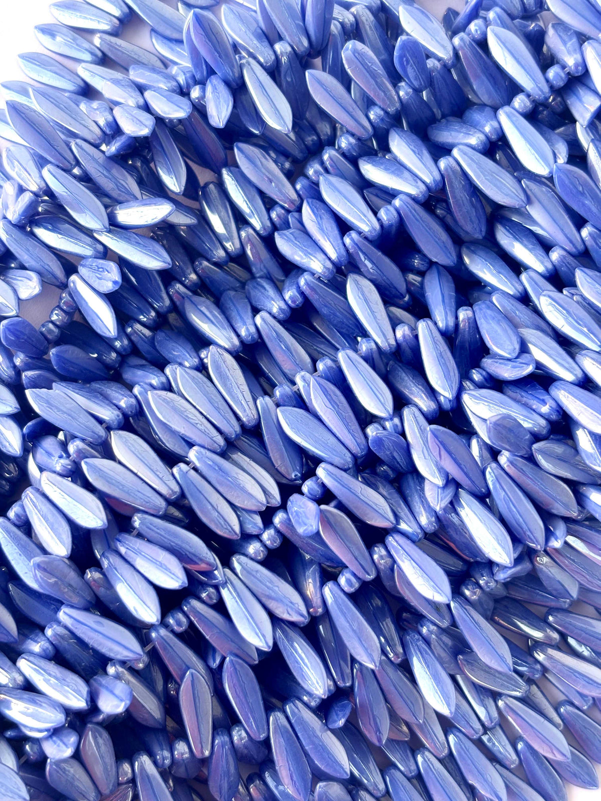 126 Pieces Blue Monalisa Leaf Beads 16x5MM
