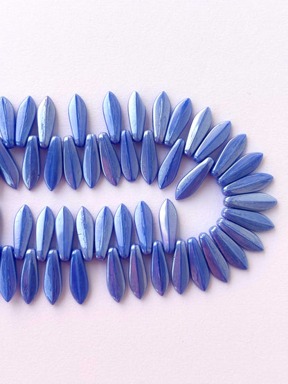 126 Pieces Blue Monalisa Leaf Beads 16x5MM