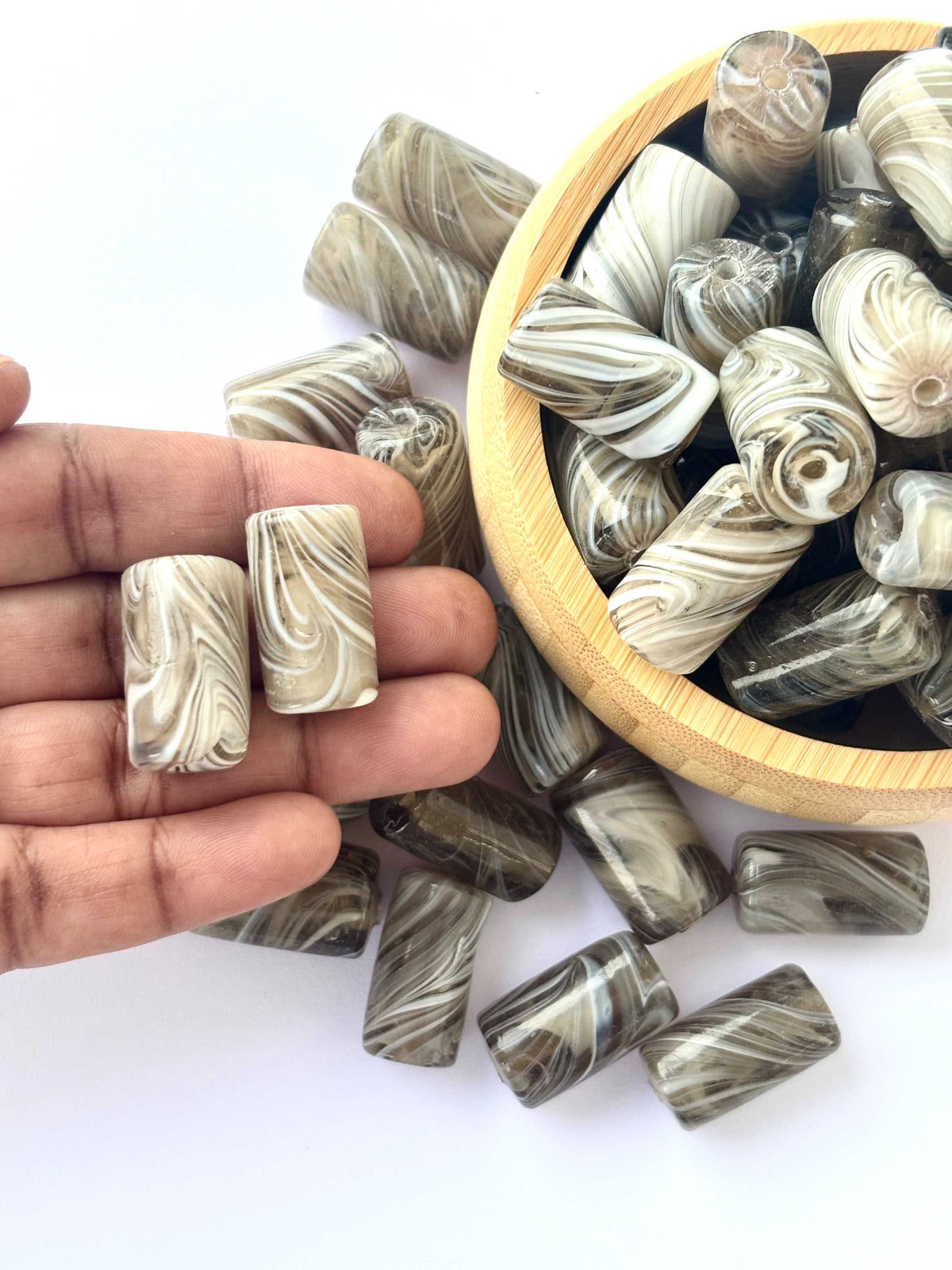10 Pieces Swirled Marble Barrel Glass Beads 20x12MM