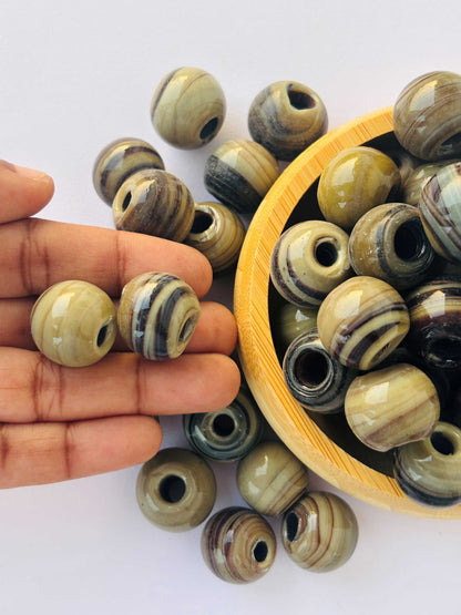 15 Pieces Olive Swirl Round Glass Beads 20x15MM