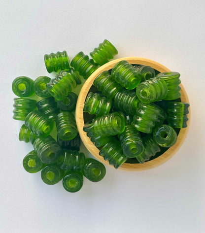 10 Pieces Green Ribbed Cylinder Glass Beads 20x15MM