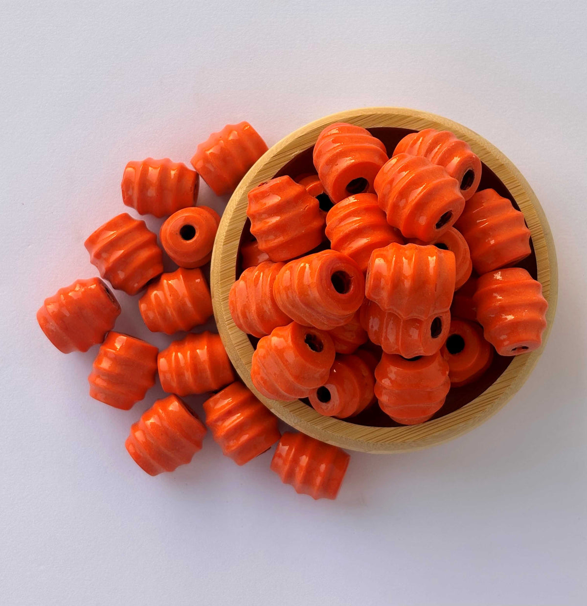 10 Pieces Orange Ribbed Cylinder Glass Beads 20x18MM