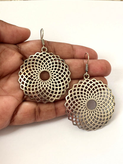 Oxidized Silver Filigree Circle Earrings