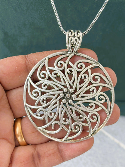 Oxidized Silver Filigree Swirl Pendant Necklace