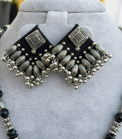 Handmade Oxidized Flute Pendant Necklace Set