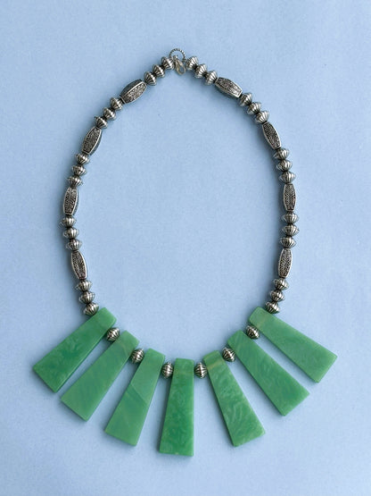 Handmade Oxidized and Green Stone Fan Necklace