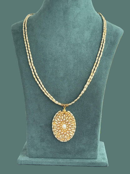 Handmade Gold and Pearl Oval Pendant Necklace