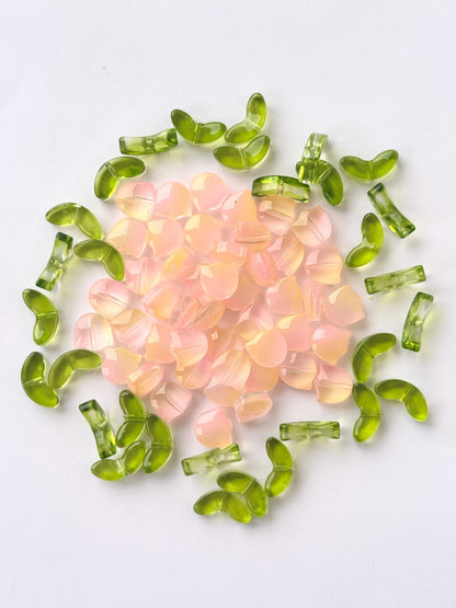 Peach Tulip Flower Beads