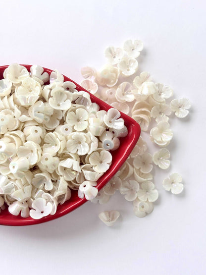 Pearl Lily Bloom Flower Beads