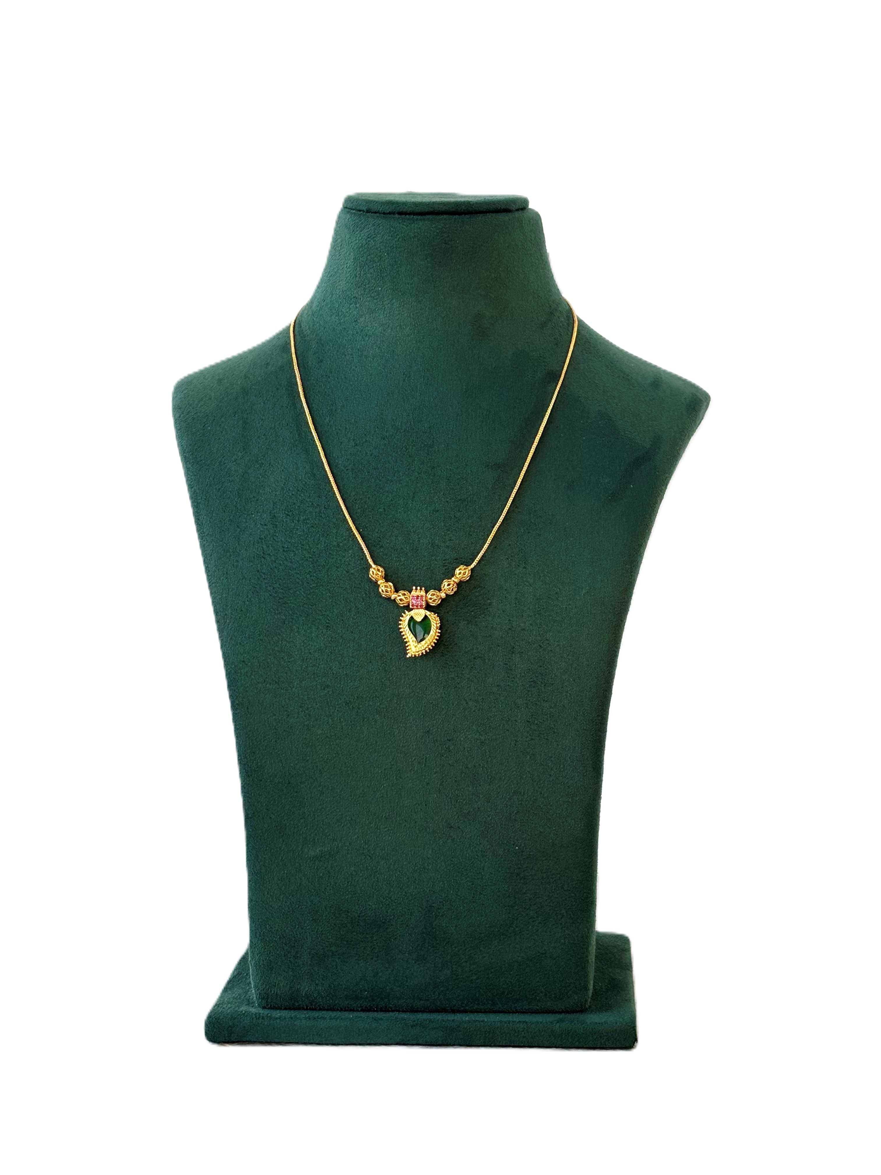 Gold-Plated Green Palakka Pendant Neckwear