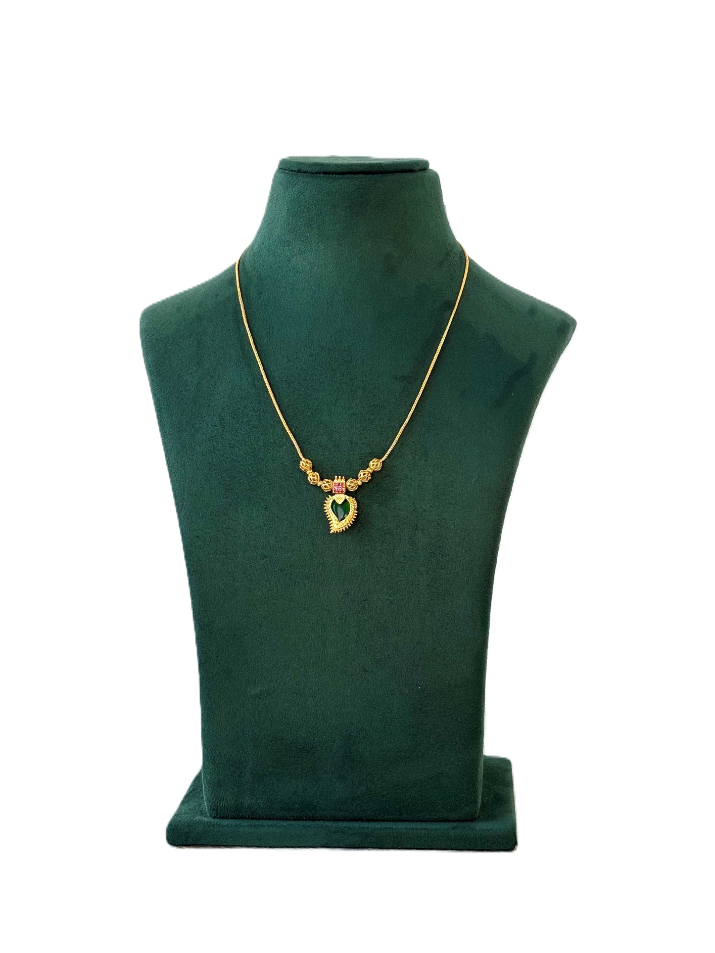 Gold-Plated Green Palakka Pendant Neckwear