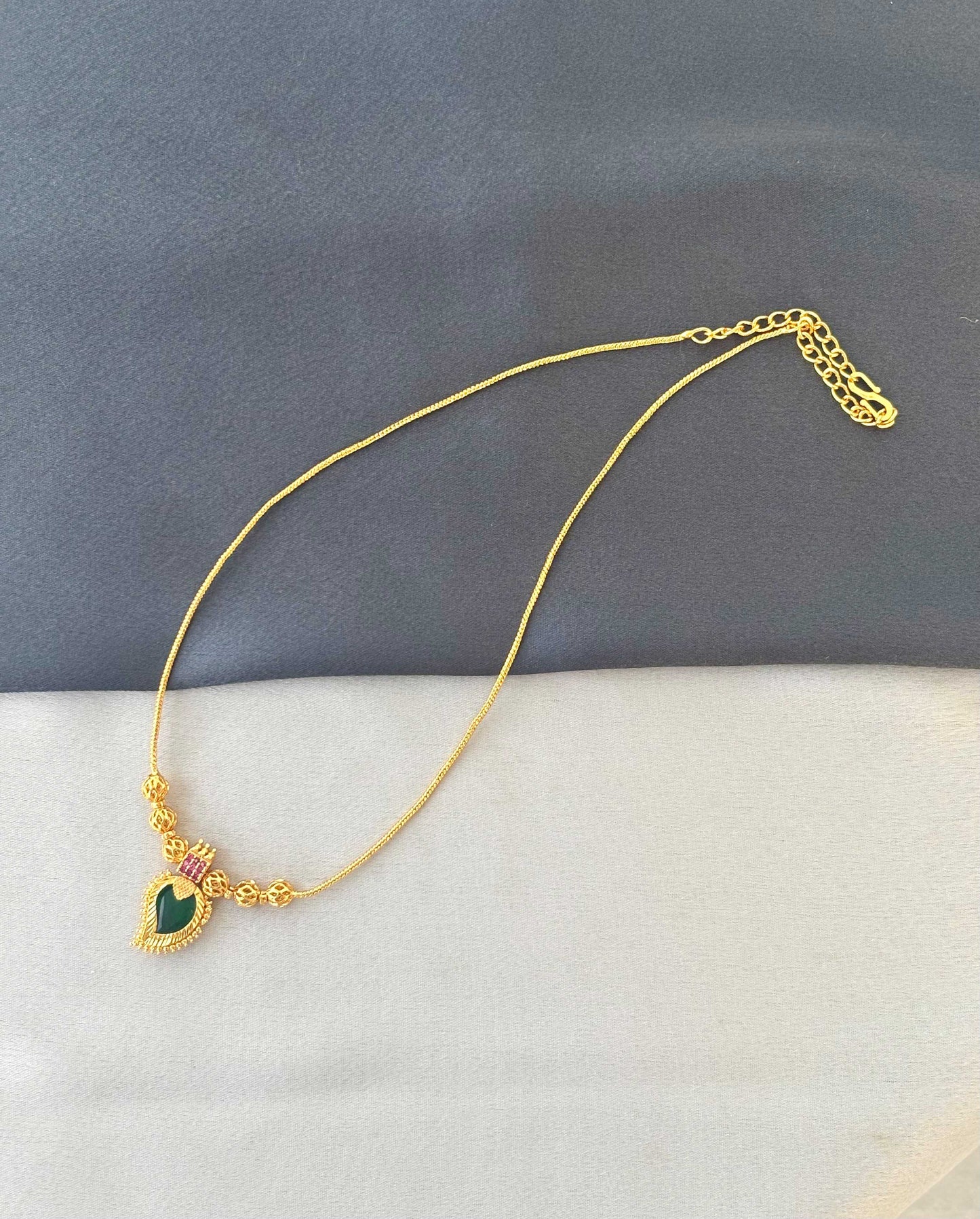 Gold-Plated Green Palakka Pendant Neckwear