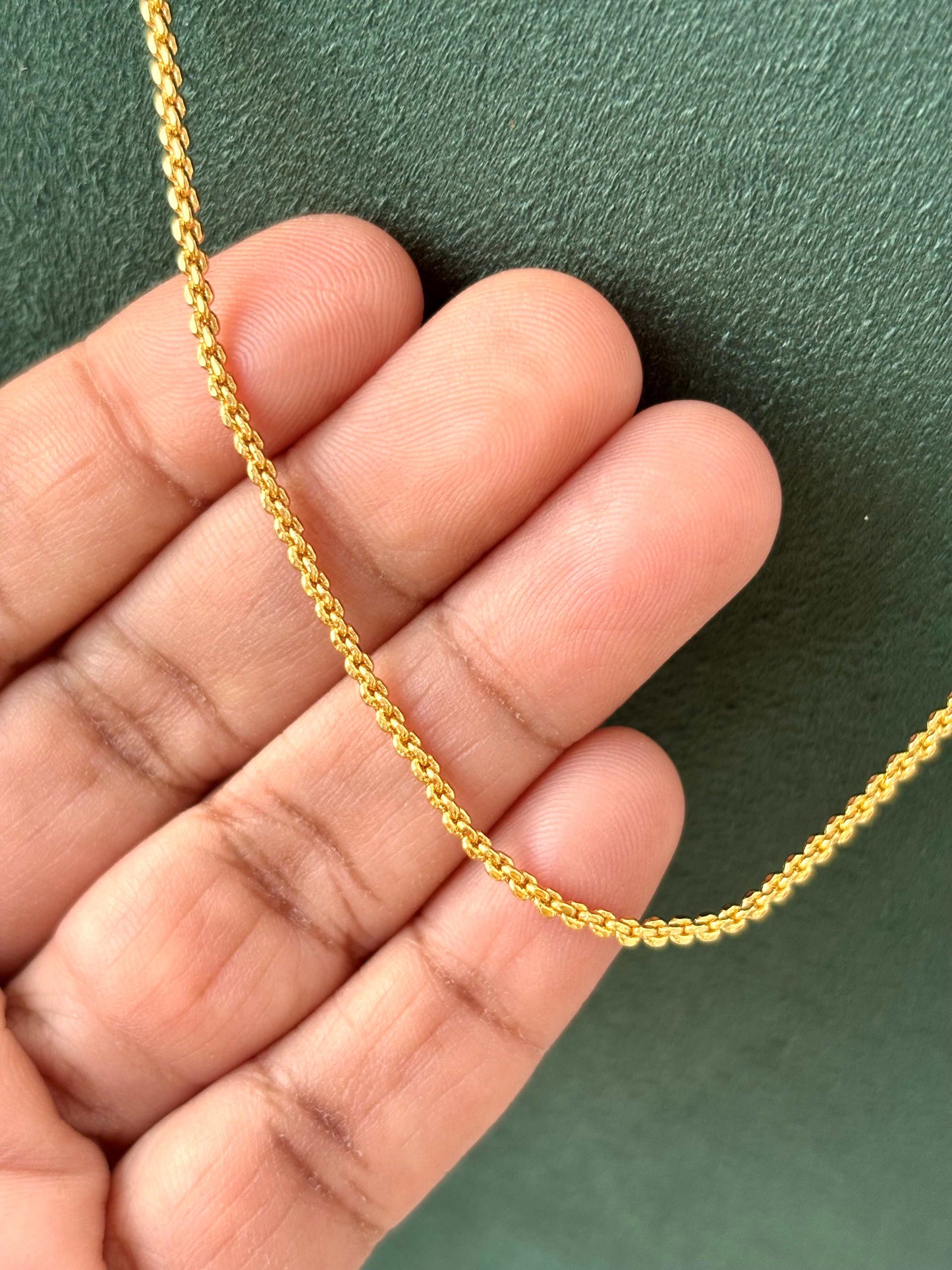 Gold Lightweight Chain Design 2