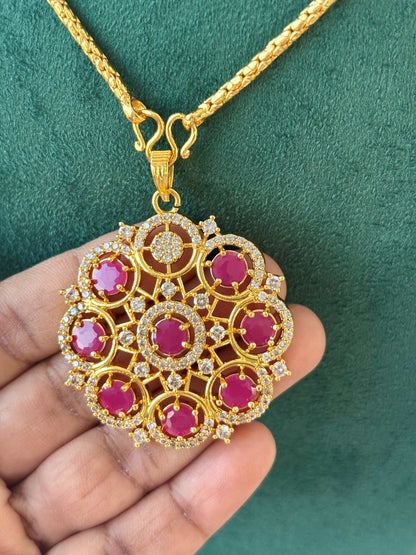 Golded Rose and White Floral Pendant Jewelry