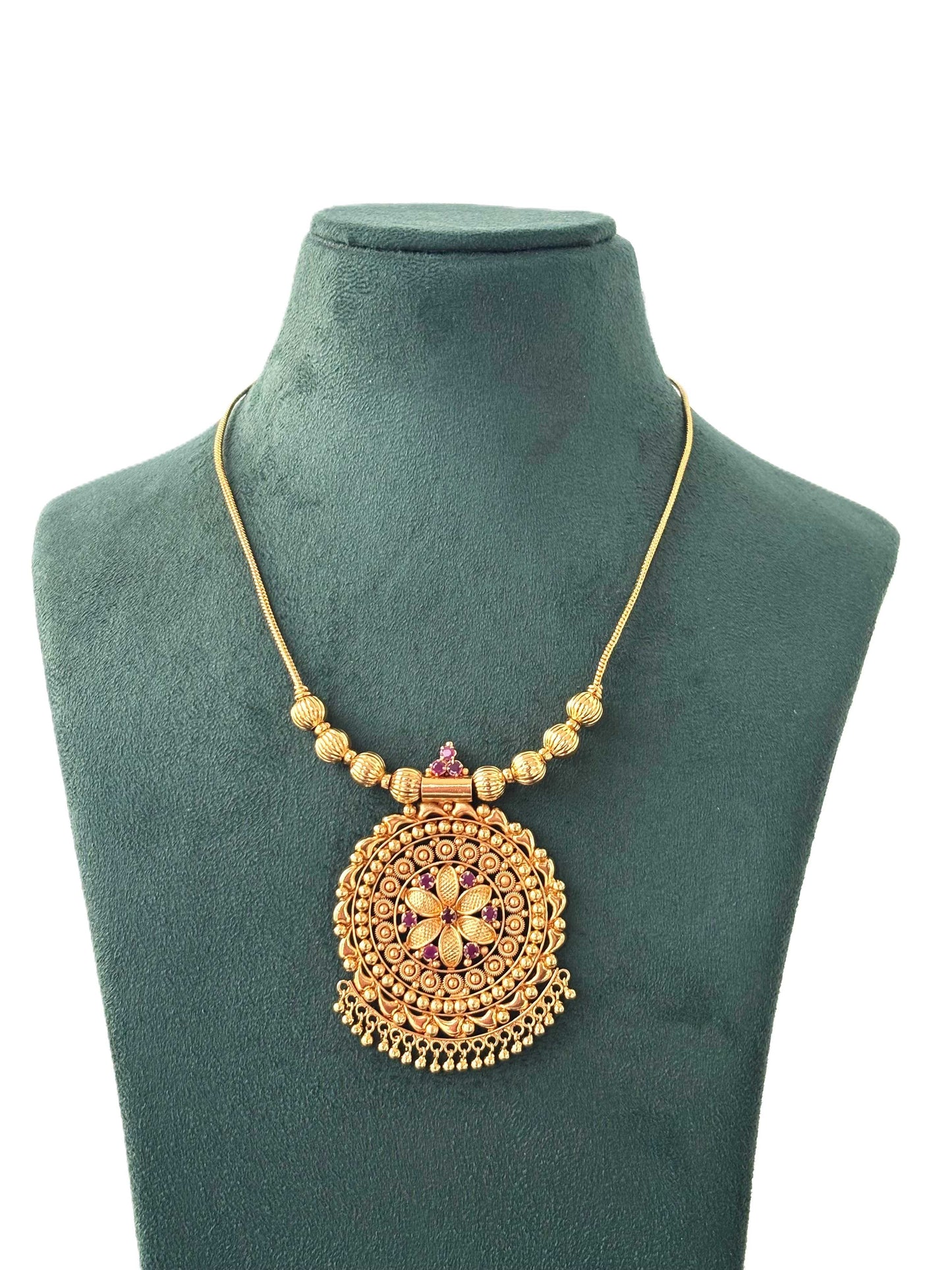 Classic Gold Pendant with Chain