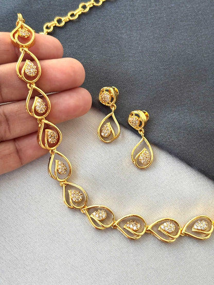 Gold Plated Heart-Link Necklace