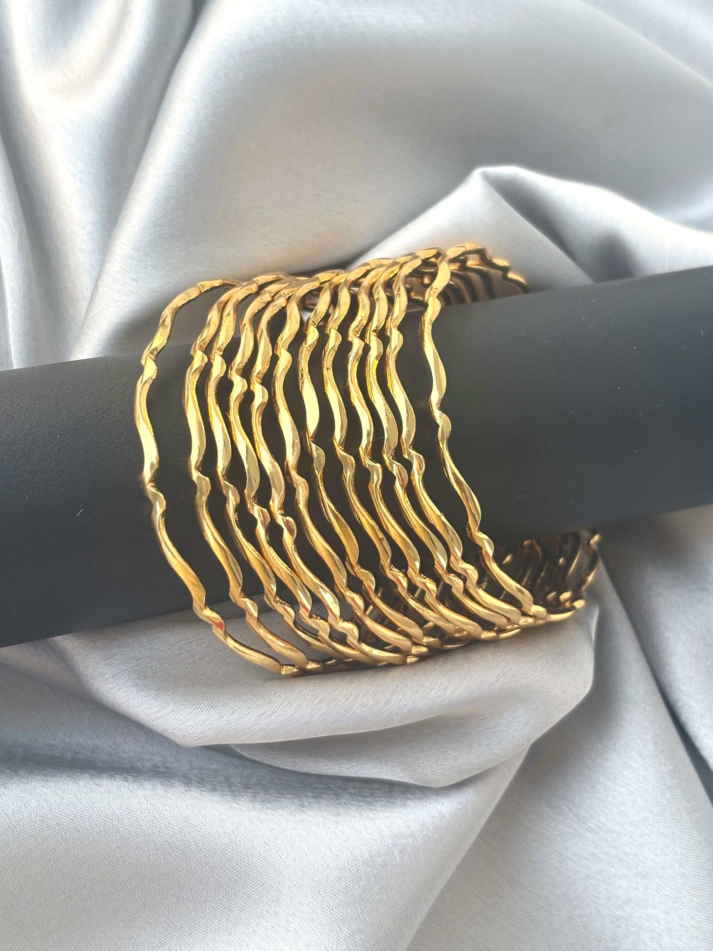 Wavy Zigzag Gold-Plated Stacking Bangles 2.6