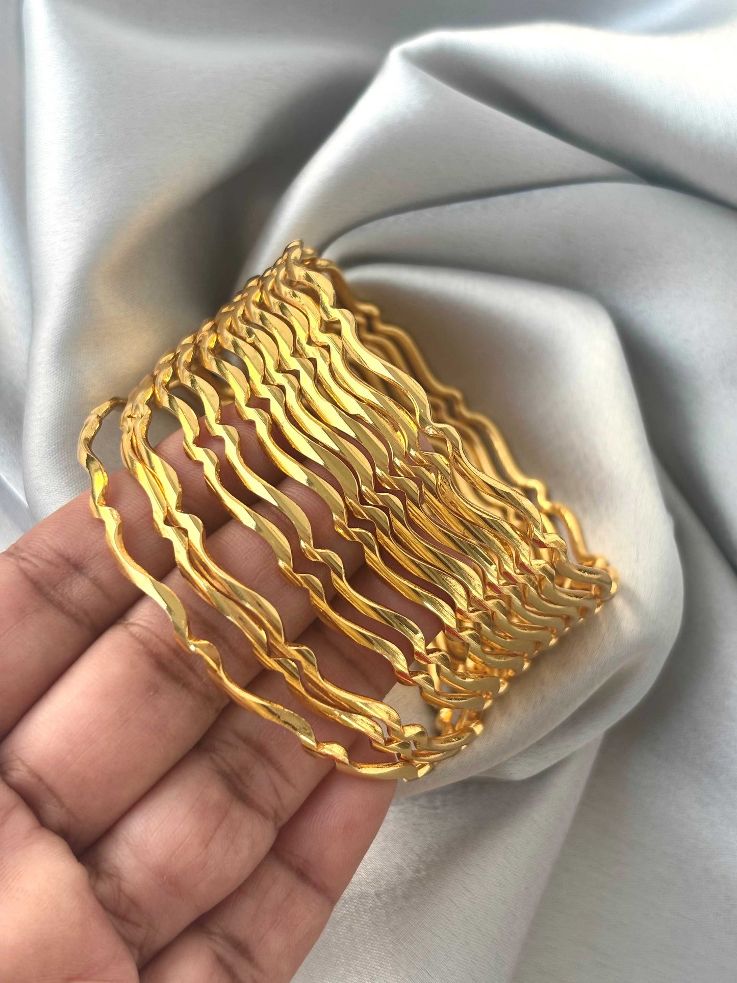 Wavy Zigzag Gold-Plated Stacking Bangles 2.8