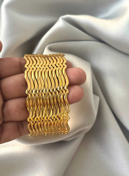 Wavy Zigzag Gold-Plated Stacking Bangles 2.8