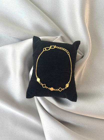 Quatrefoil and Disc Gold-Plated Bracelet