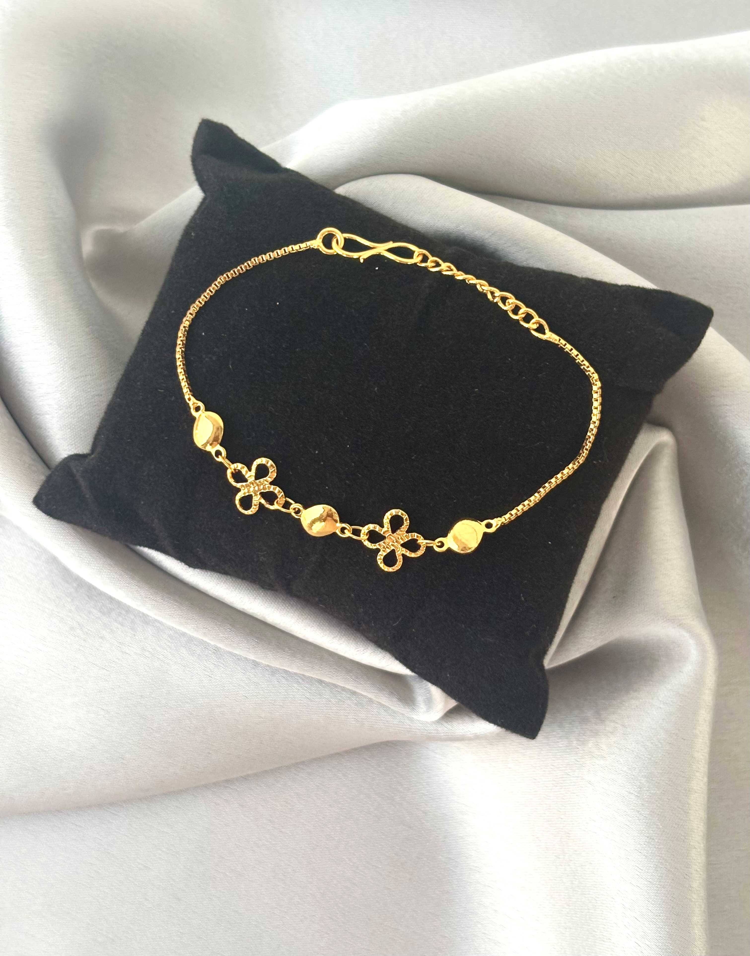 Gold-Plated Filigree Heart Bracelet