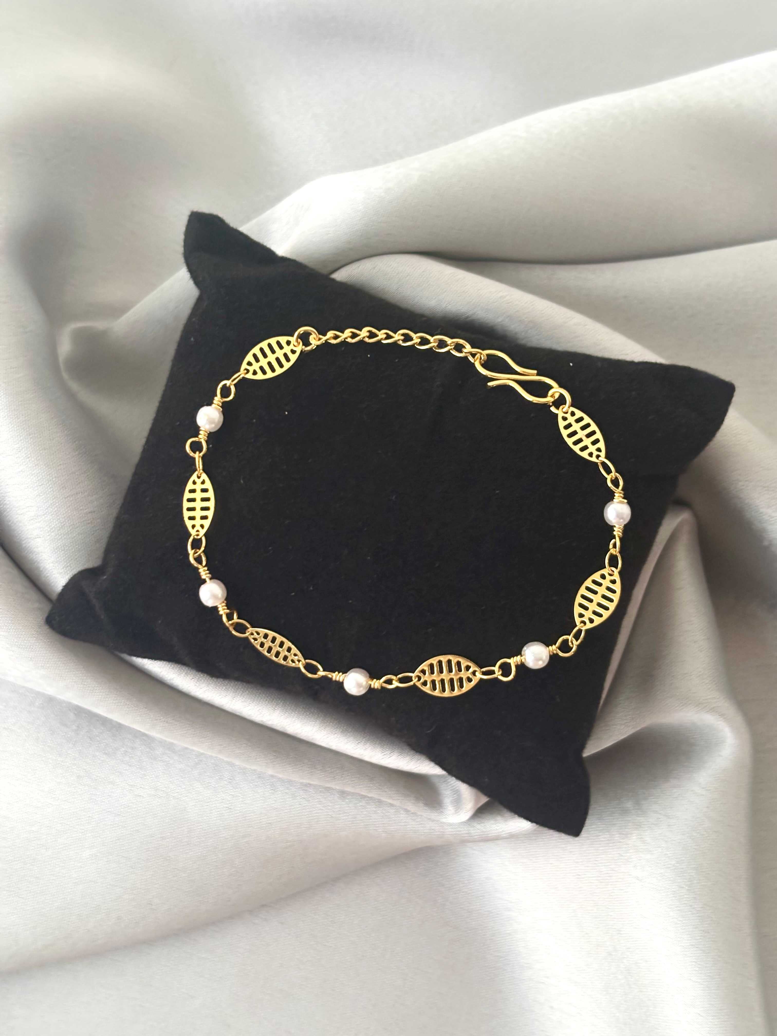 Gold-Plated Leaf and Pearl Bracelet