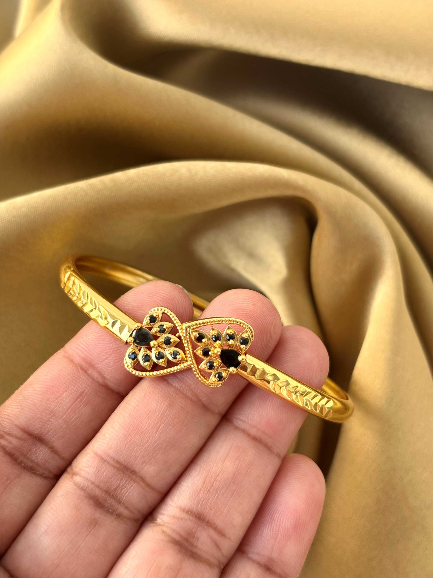 Gold-Plated Blue Gemstone Floral Bangle