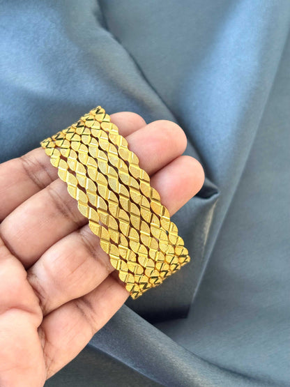 Matt Kambi Bangles Size 2.6
