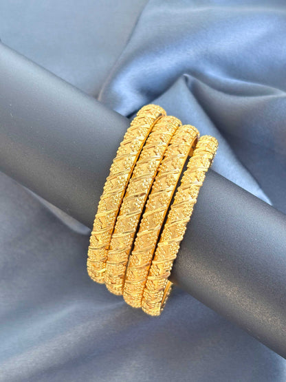 Diagonal Floral Textured Bangles 2.6