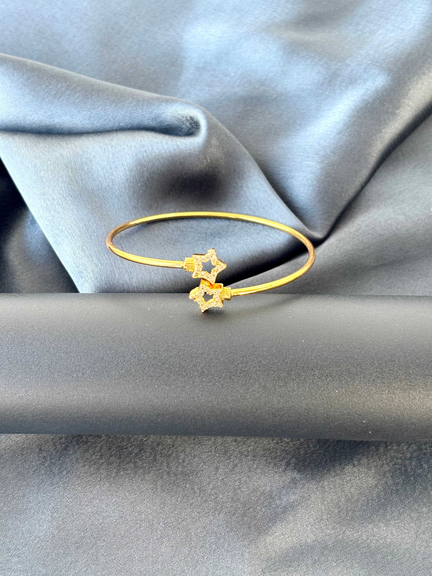 Gold-Plated White Stone Star Cuff